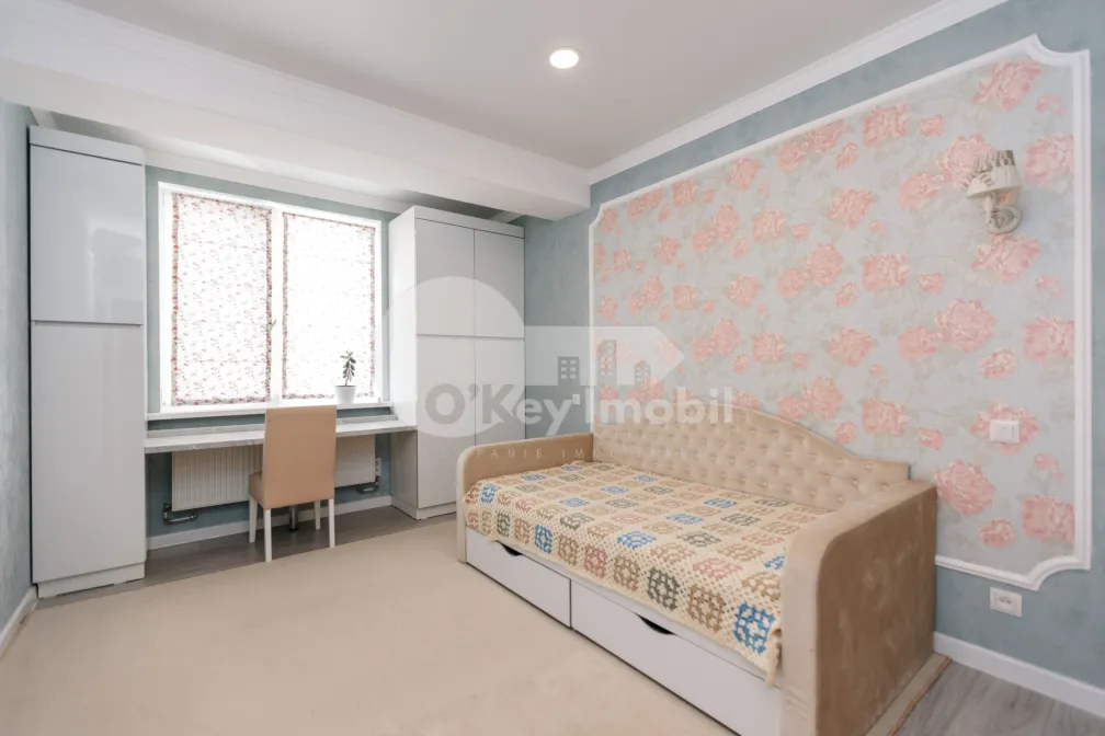 Apartament, Centru, MELESTIU