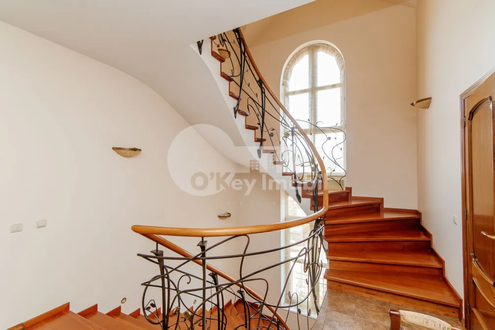 Casă, Buiucani, DONICI