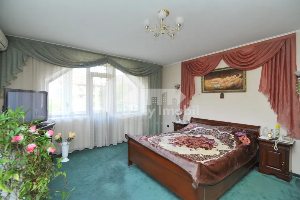 Casă, Centru, AUREL DAVID