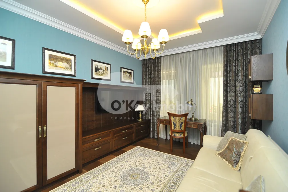 Casă, Centru, ALEXANDR PUȘKIN