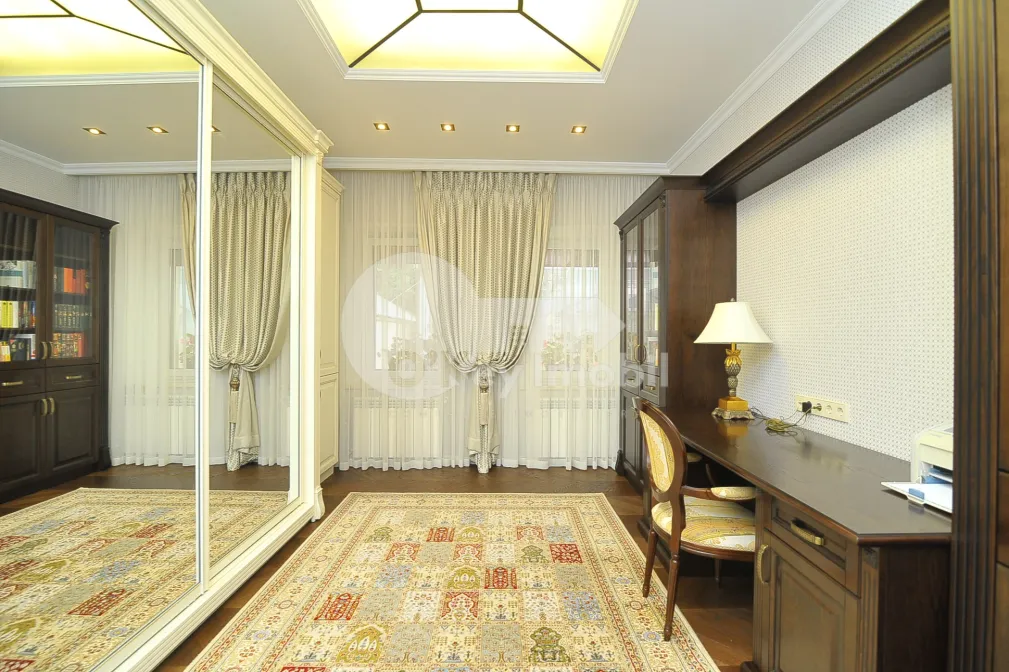 Casă, Centru, ALEXANDR PUȘKIN