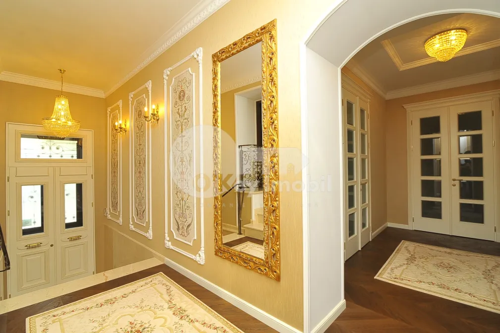 Casă, Centru, ALEXANDR PUȘKIN