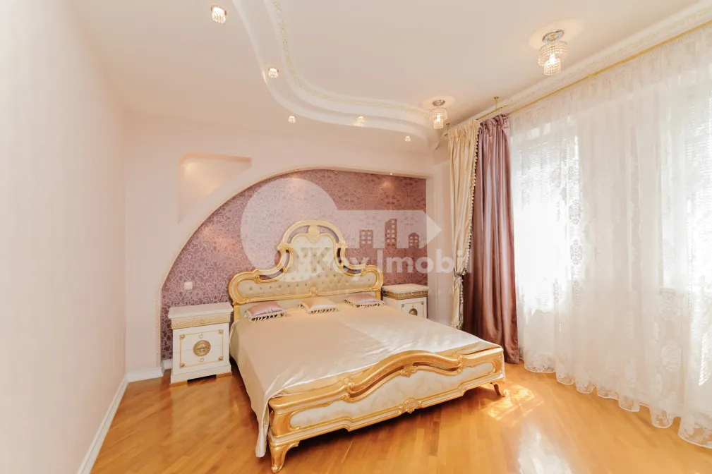 Квартира, Центр, A. ПУШКИНА