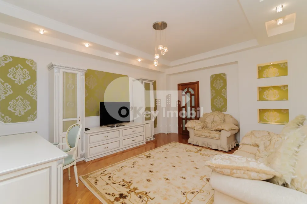 Квартира, Центр, A. ПУШКИНА