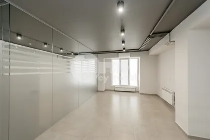 Комм. помещение, Центр, М. ВАРЛААМ