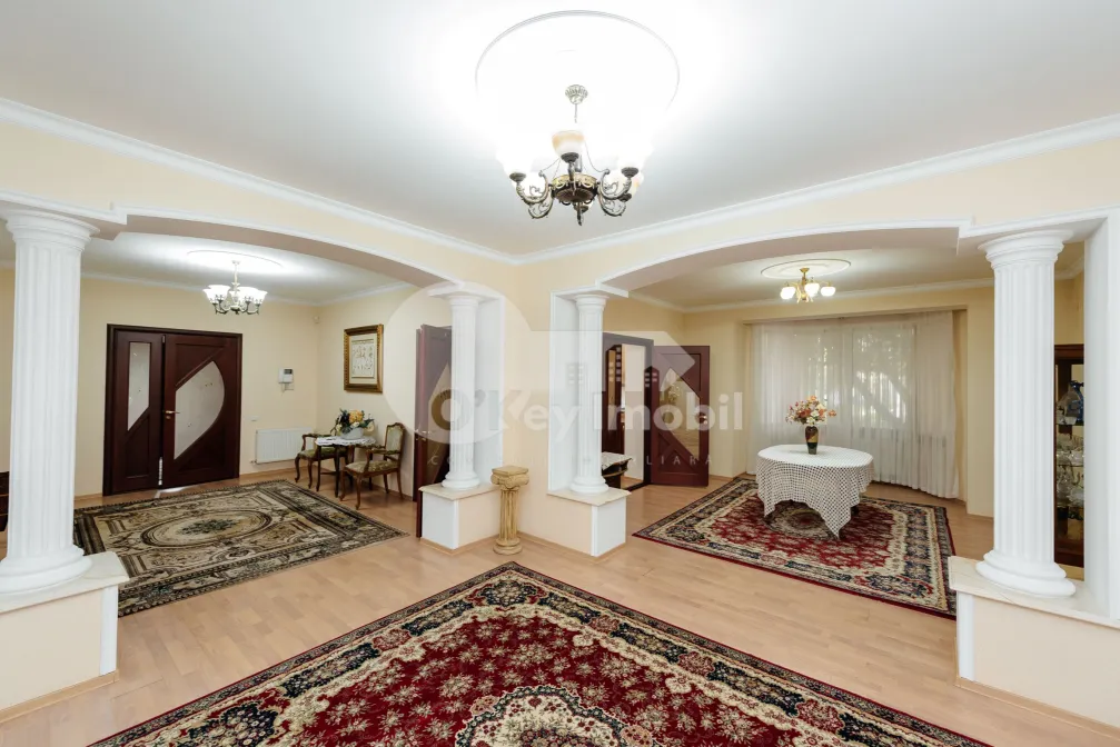 Casă, Centru, DÎMBULUI