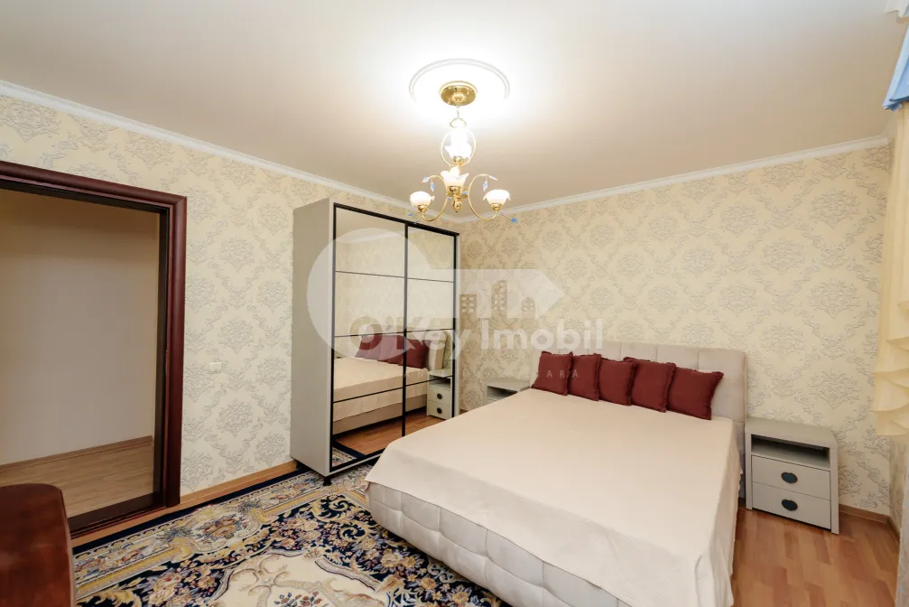 Casă, Centru, DÎMBULUI