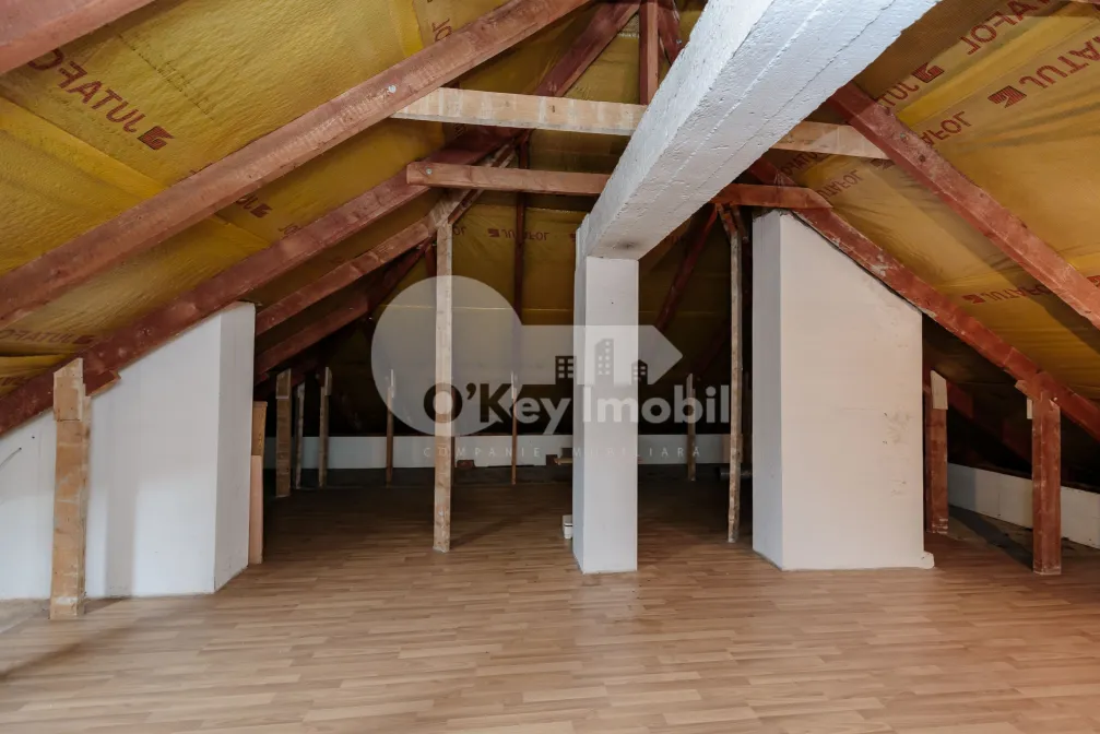 Casă, Centru, DÎMBULUI