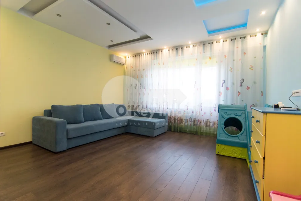 Apartament, Centru, PETRU RAREȘ