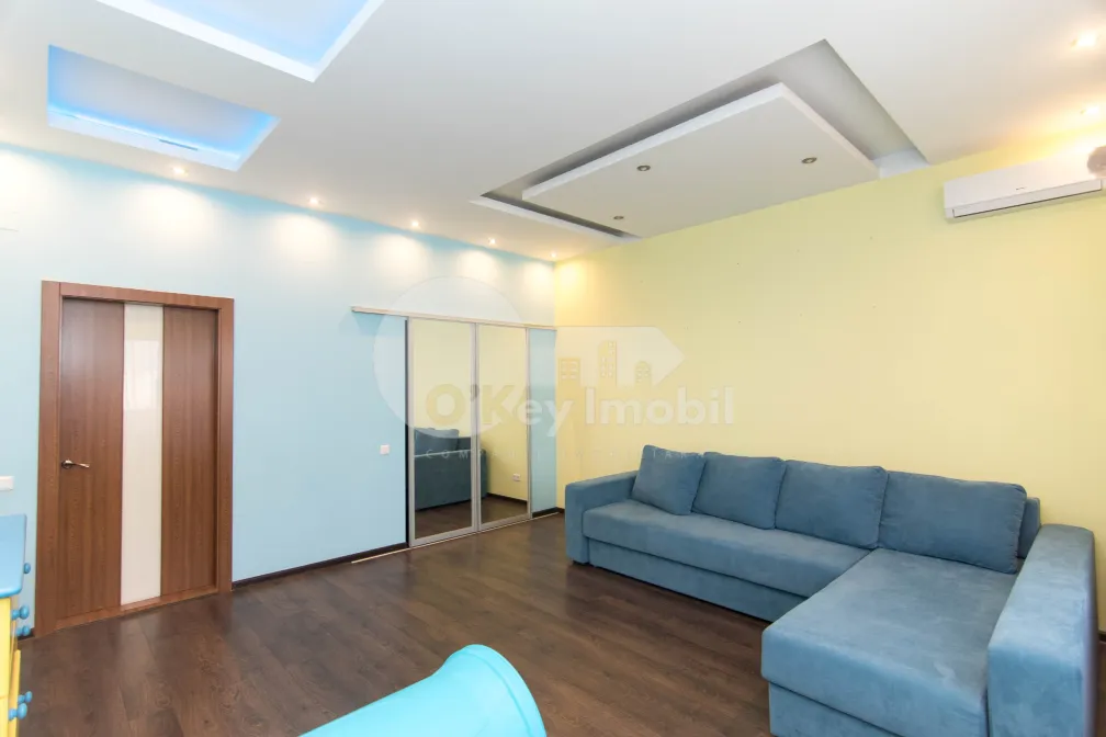 Apartament, Centru, PETRU RAREȘ