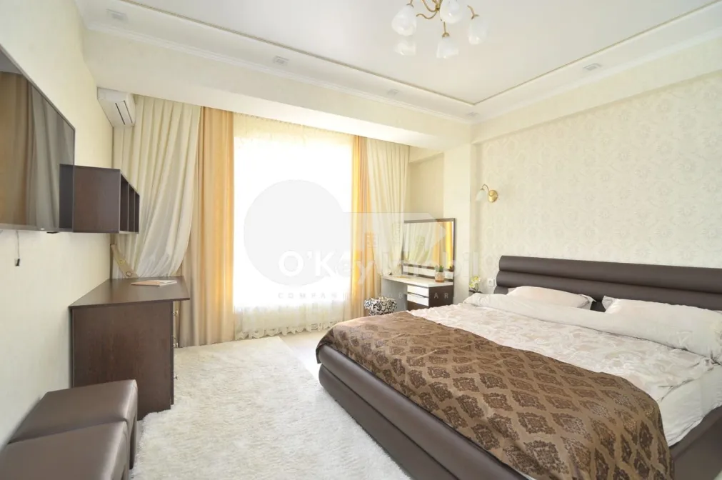 Apartament, Centru, MELESTIU