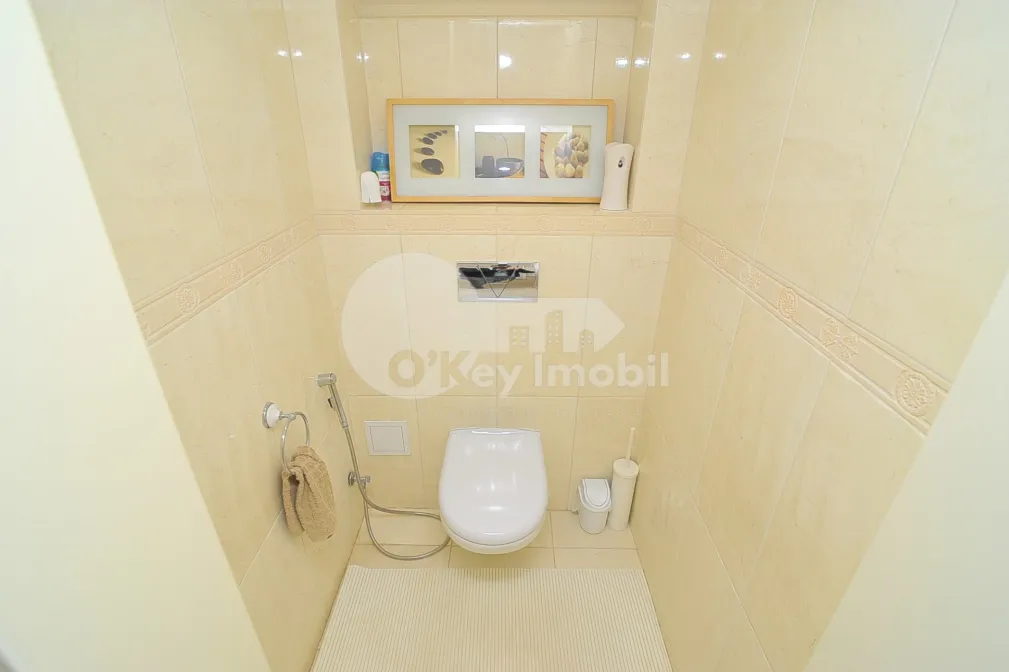 Casă, Centru, MOARA ROȘIE