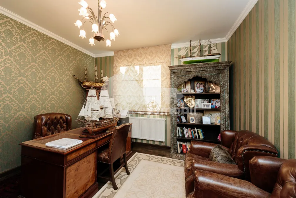 Casă, Buiucani, ION LUCA CARAGIALE