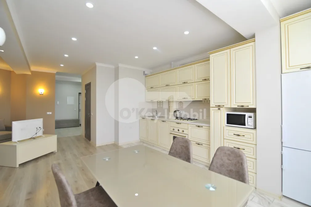 Apartament, Centru, MELESTIU