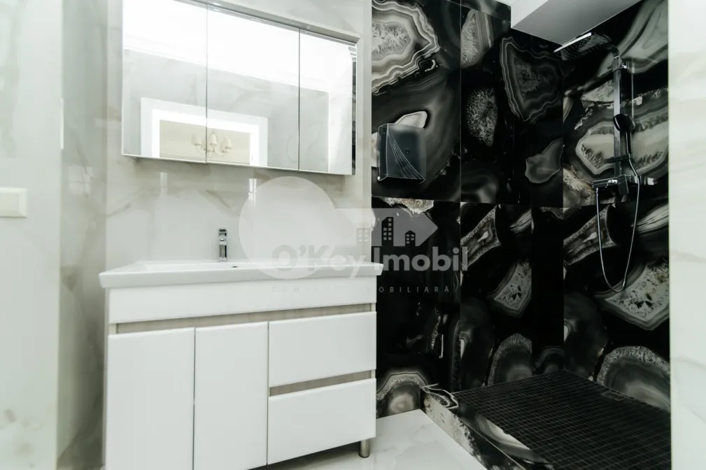 Офис, Центр, РОМАНЭ