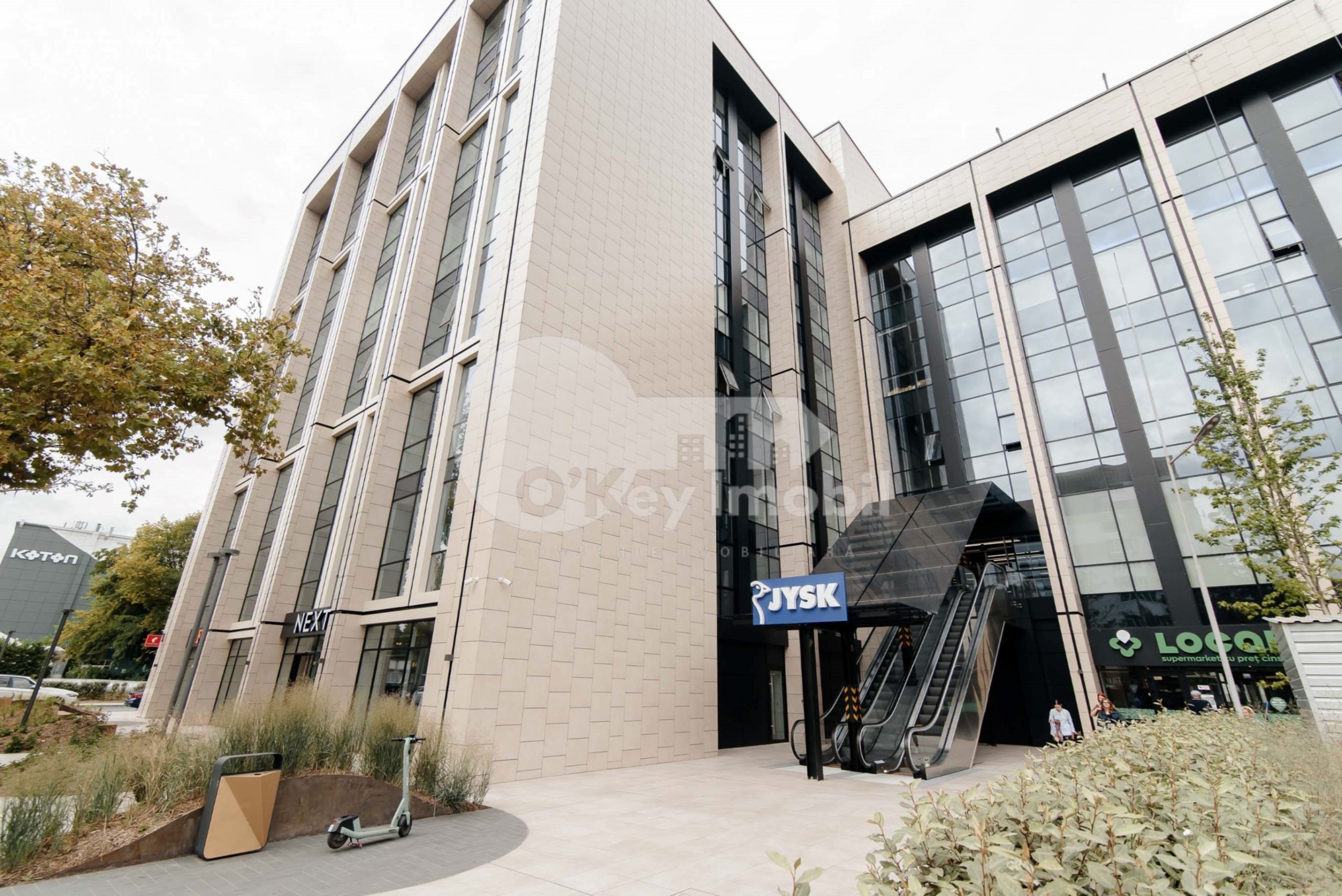 Офис, Буюканы, КАЛЯ ЕШИЛОР