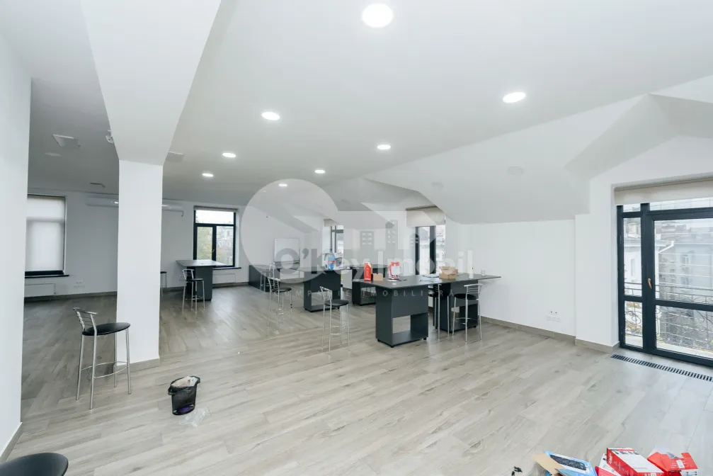 Spațiu comercial, Centru, MIHAI EMINESCU