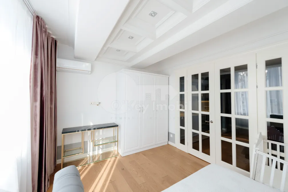 Apartament, Centru, SFATUL ȚĂRII