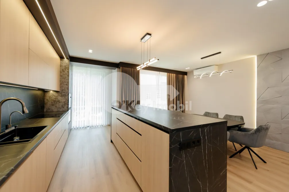 Townhouse, DURLEȘTI