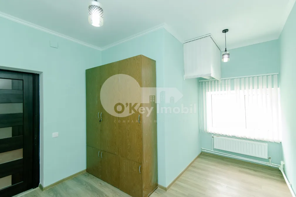 Oficiu, Centru, PETRU MOVILĂ