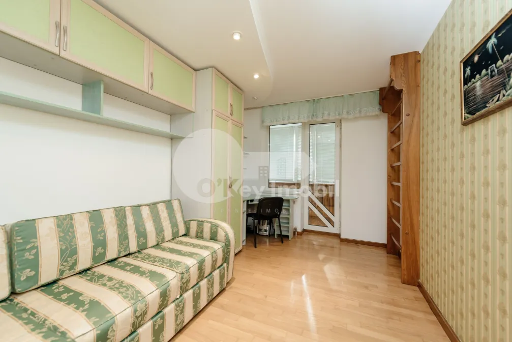 Квартира, Буюканы, ДЖОРДЖЕ КЭЛИНЕСКУ