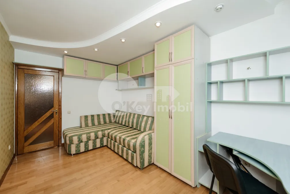 Apartament, Buiucani, GEORGE CĂLINESCU