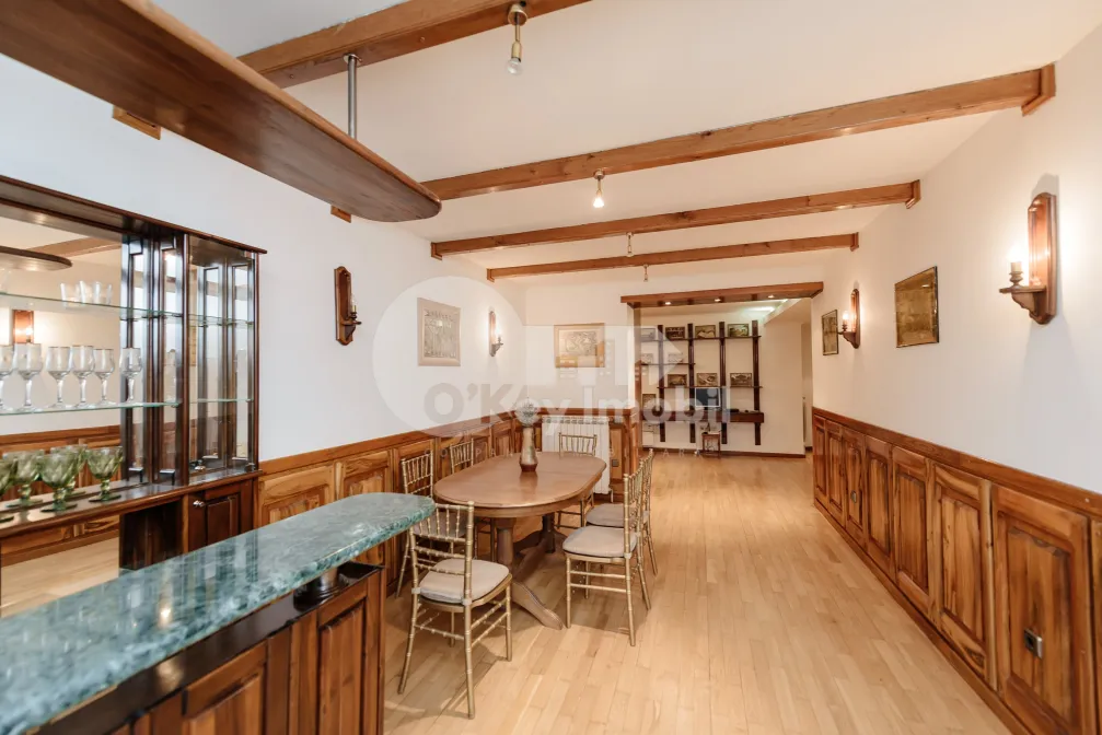 Квартира, Буюканы, ДЖОРДЖЕ КЭЛИНЕСКУ