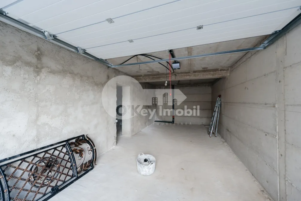 Дом, ПОЯНА ДОМНЯСКЭ