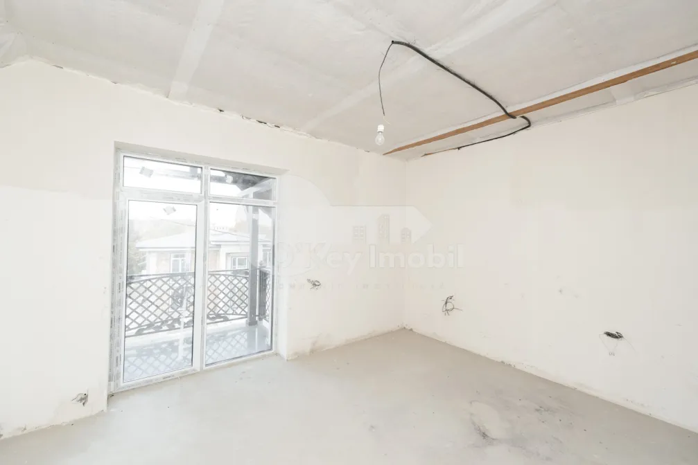 Дом, ПОЯНА ДОМНЯСКЭ