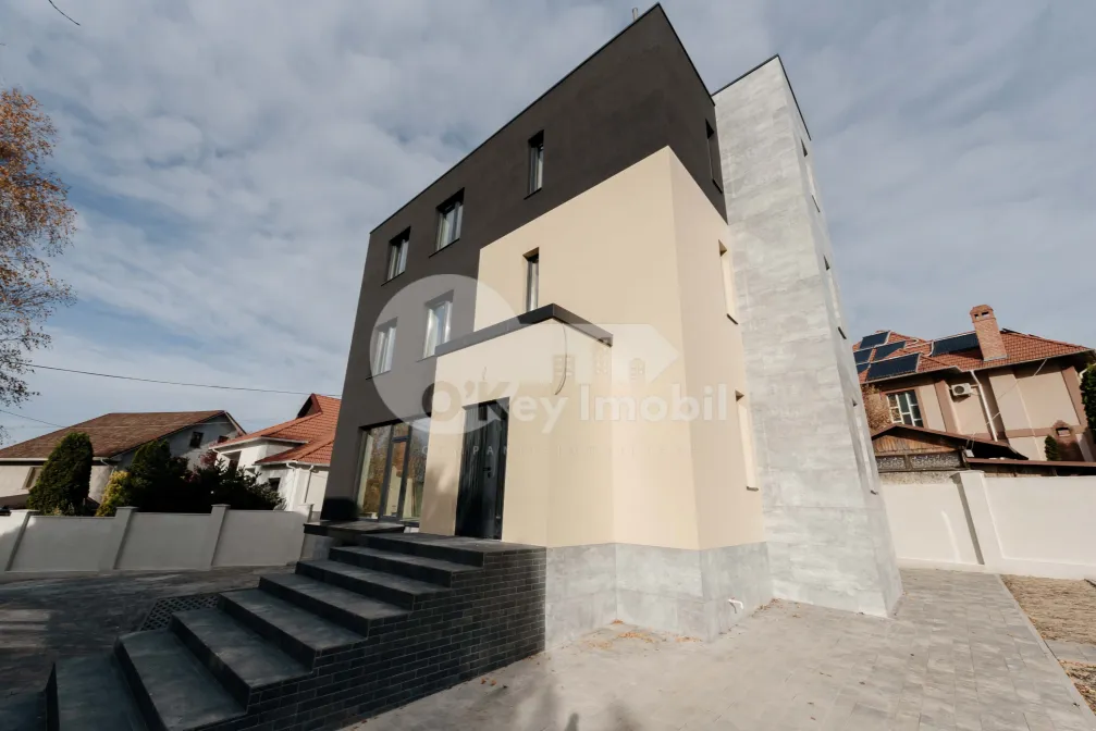 Casă, Codru, PLAIULUI