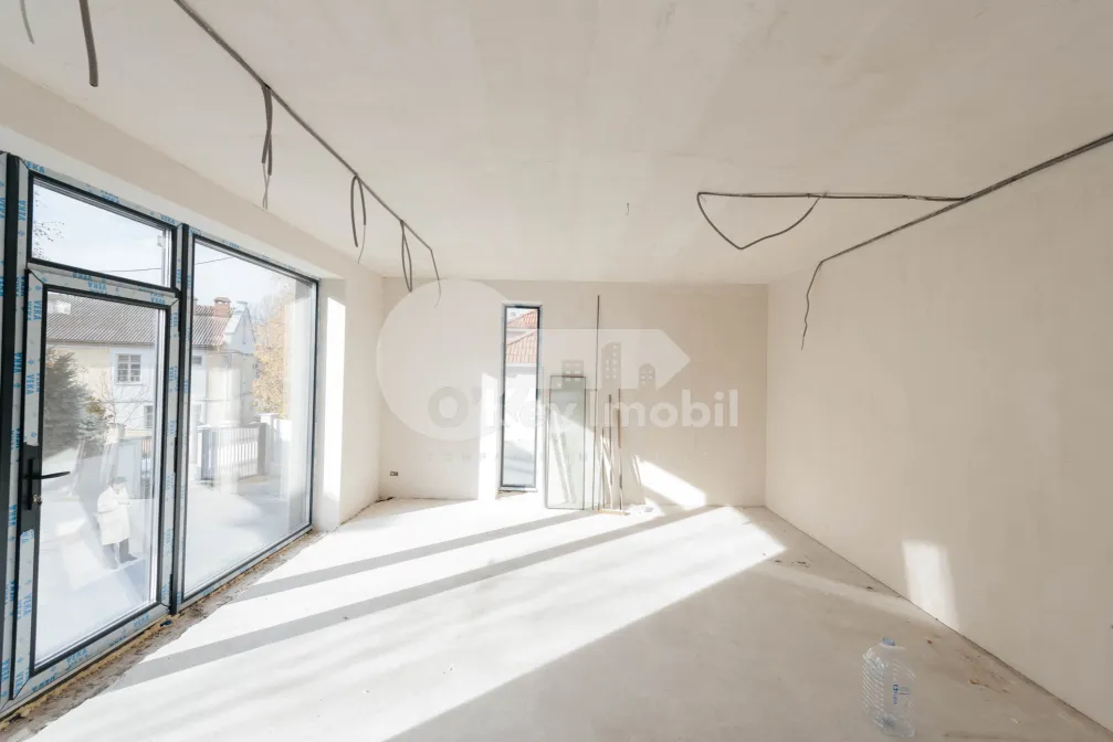 Casă, Codru, PLAIULUI