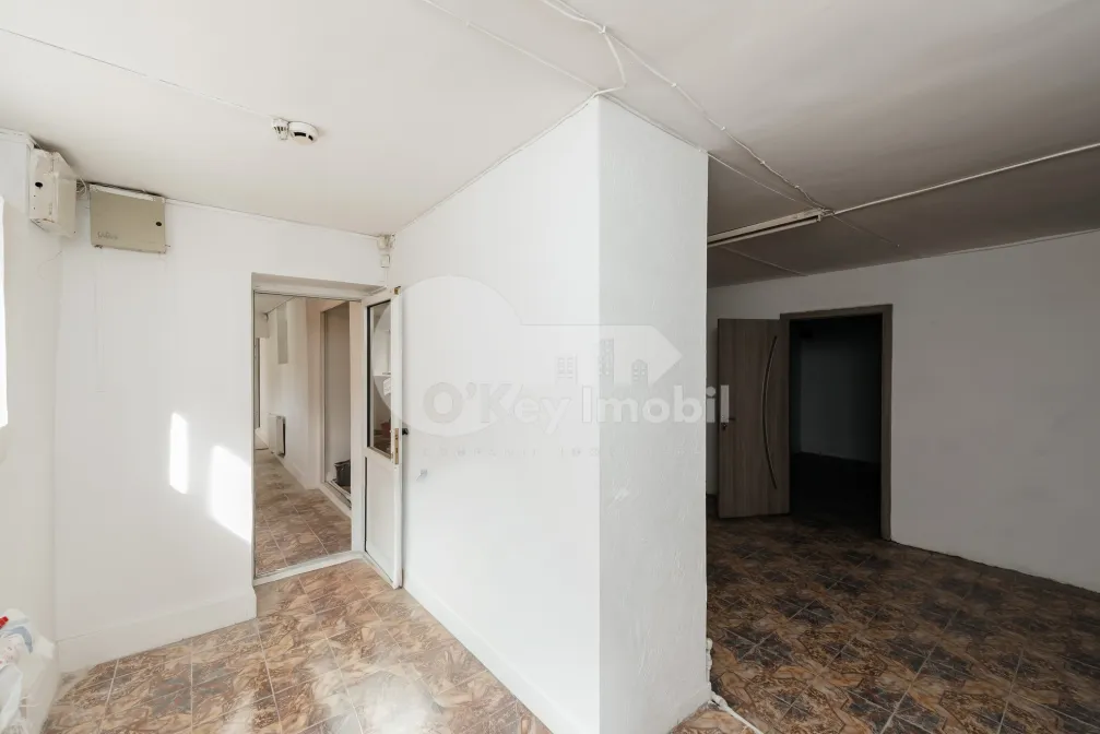 Офис, Центр, АЛЕКСАНДРУ ХЫЖДЕУ