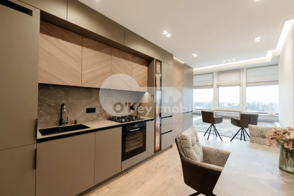 Apartament, Buiucani, VASILE LUPU