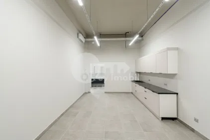 Комм. помещение, Центр, КОЛУМНА