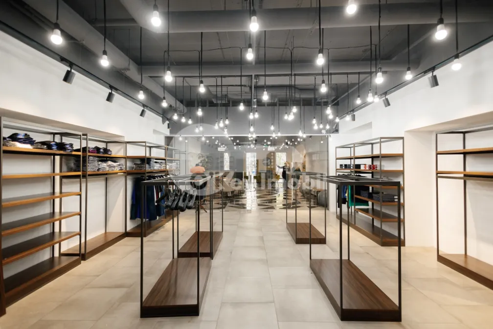 Spațiu comercial, Râșcani, BOGDAN VOIEVOD