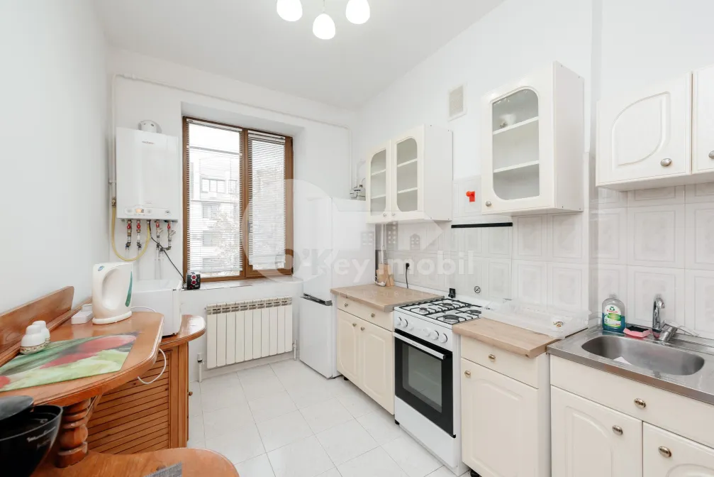 Apartament, Centru, 31 AUGUST