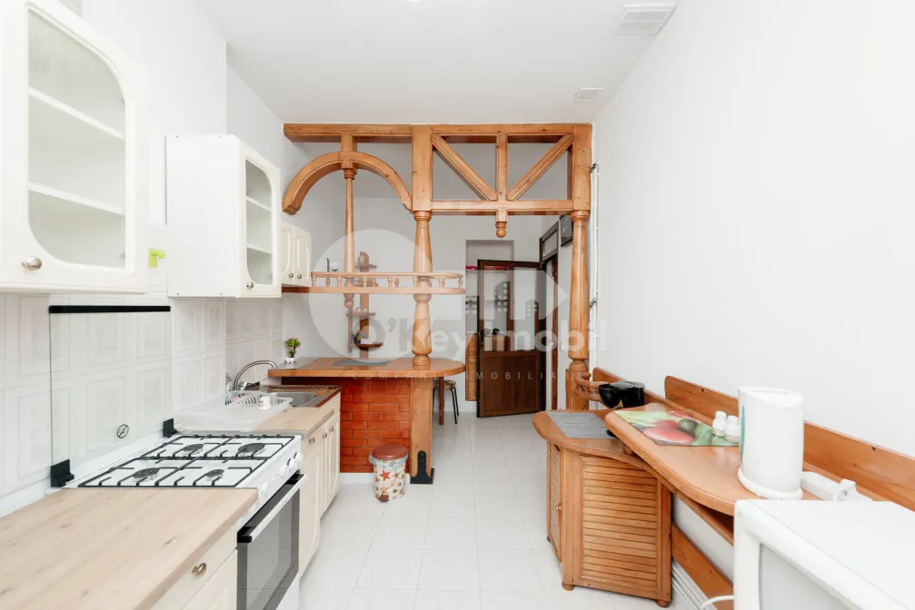 Apartament, Centru, 31 AUGUST