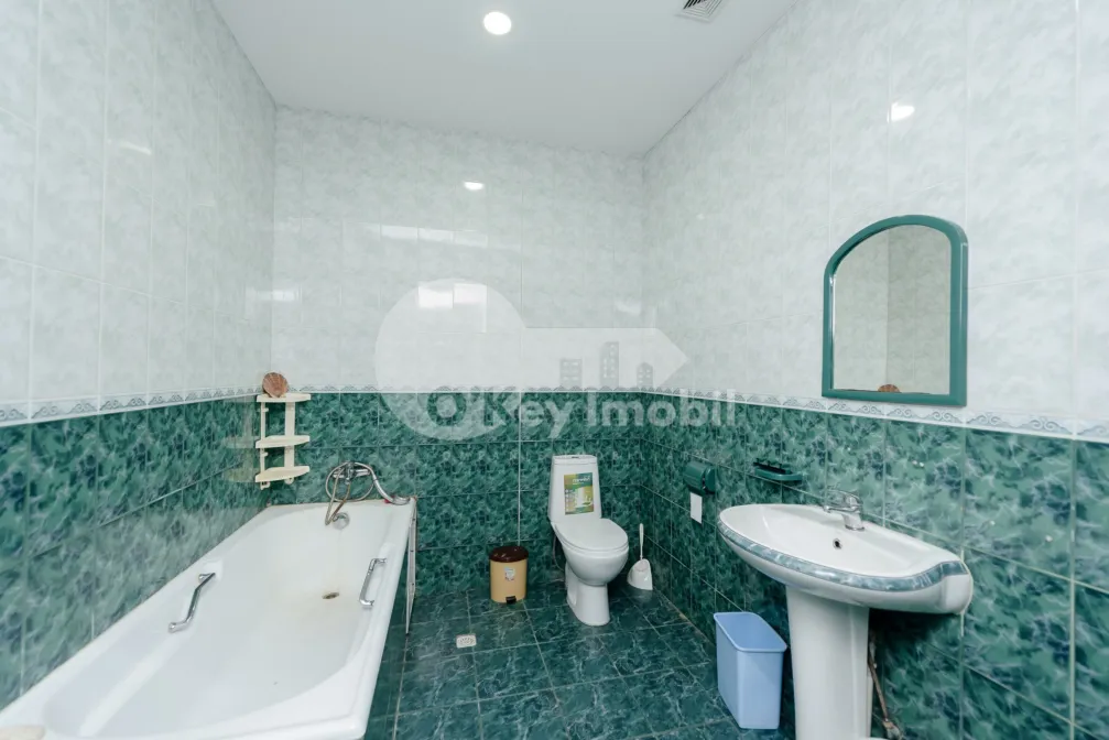 Комм. помещение, Центр, МИХАИЛ КОГАЛНИЧАНУ