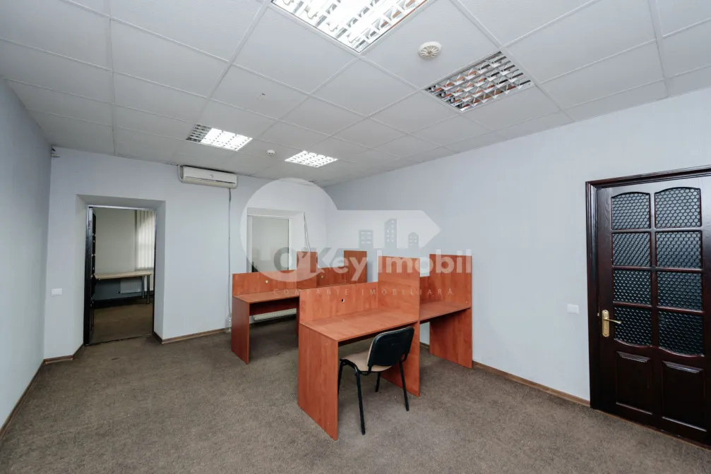 Комм. помещение, Центр, МИХАИЛ КОГАЛНИЧАНУ