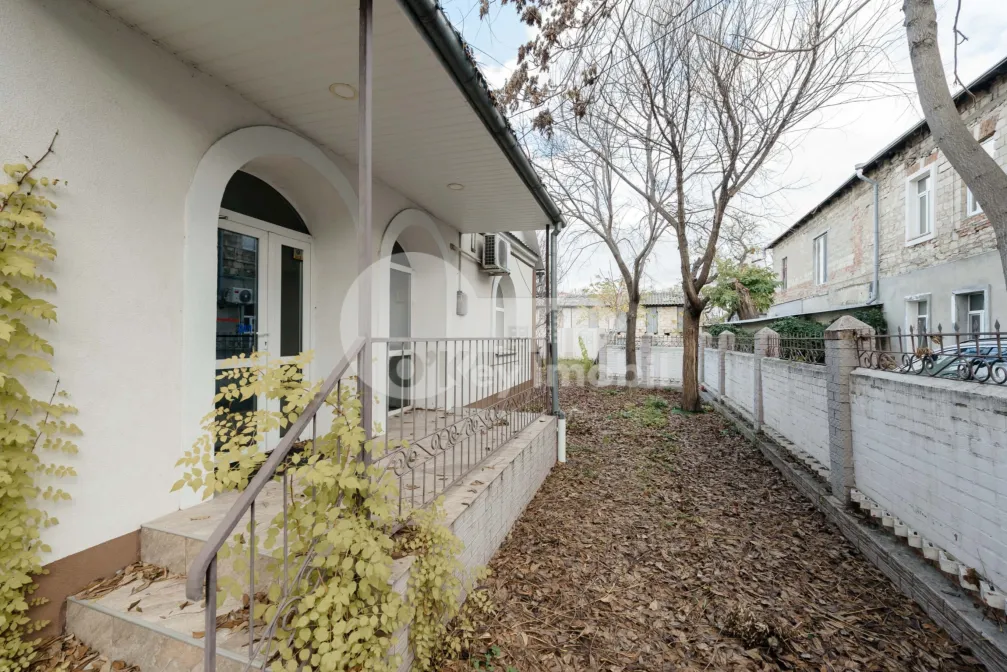 Комм. помещение, Центр, МИХАИЛ КОГАЛНИЧАНУ