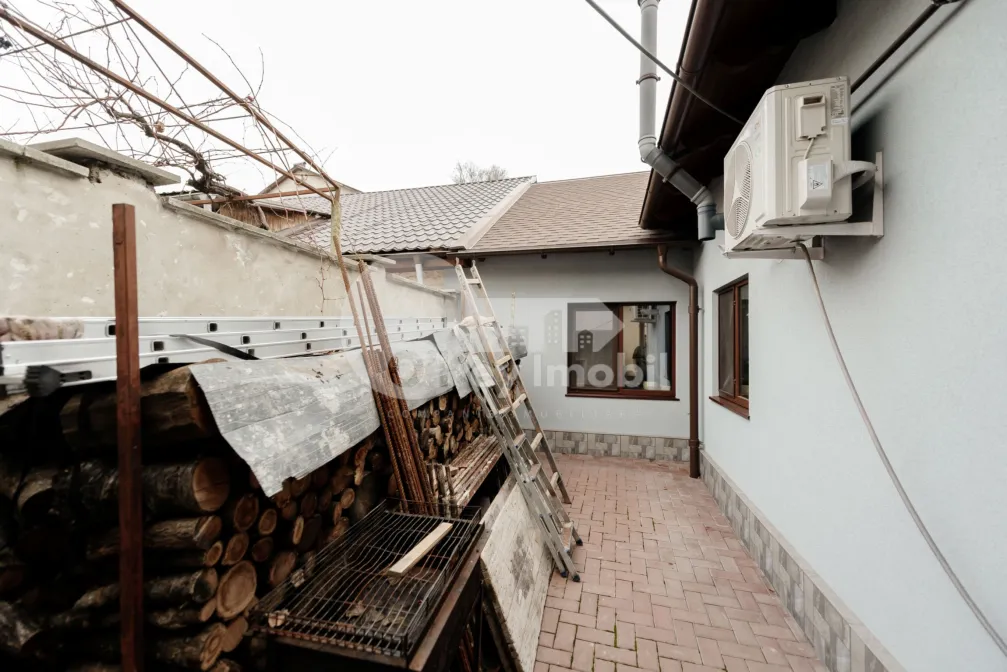 Дом, Буюканы, ЗЭВОЮУЛУЙ