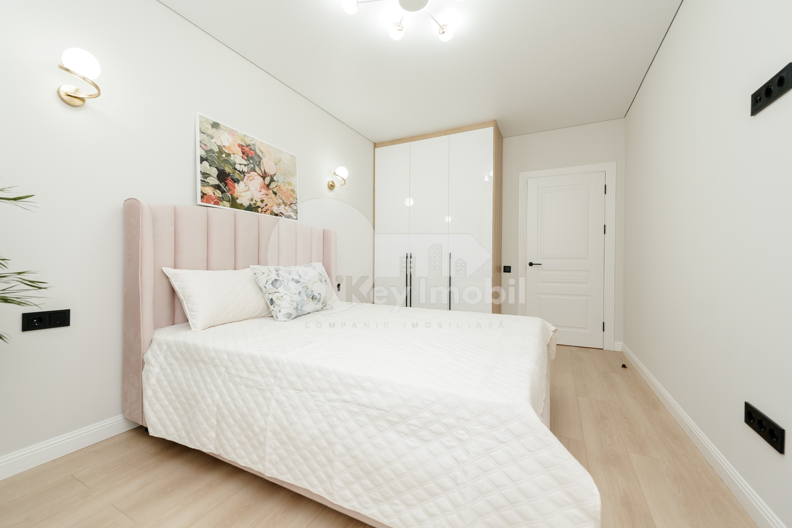 Apartament, Buiucani, VASILE LUPU