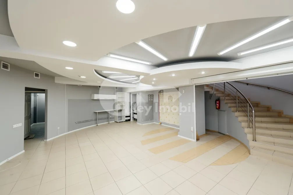 Spațiu comercial, Centru, 31 AUGUST