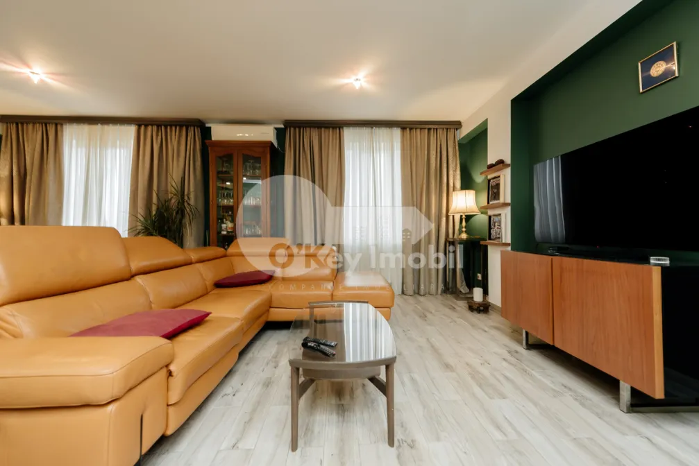 Apartament, Centru, MELESTIU