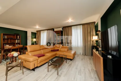 Apartament, Centru, MELESTIU