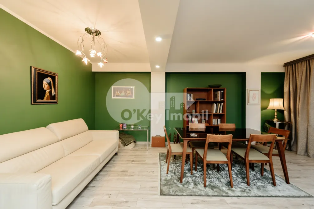 Apartament, Centru, MELESTIU