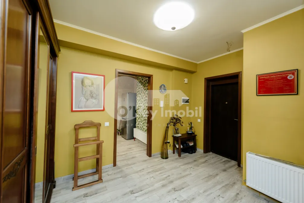 Apartament, Centru, MELESTIU