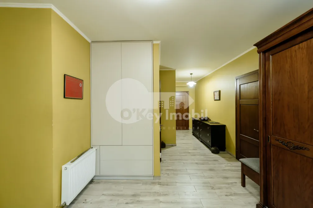 Apartament, Centru, MELESTIU