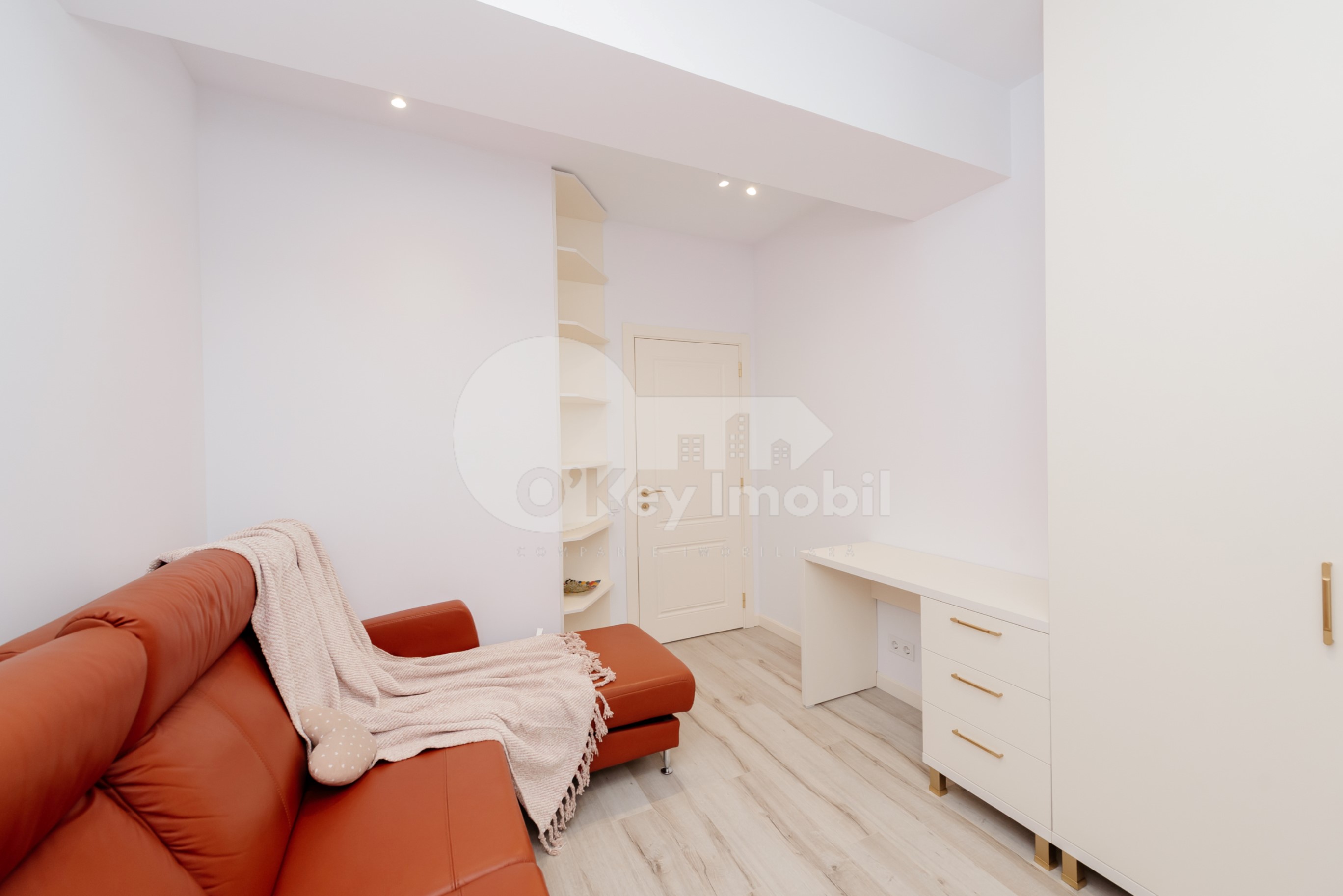 Apartament, Centru, IVAN ZAIKIN