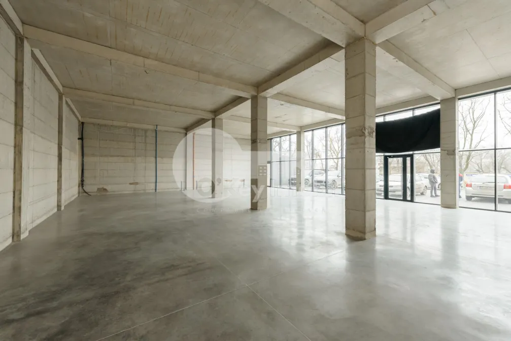 Spațiu comercial, Râșcani, PETRICANI